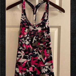 Lululemon Fast Lane Singlet - Size 6 - Pop Cut Boom Juice Multi / Black